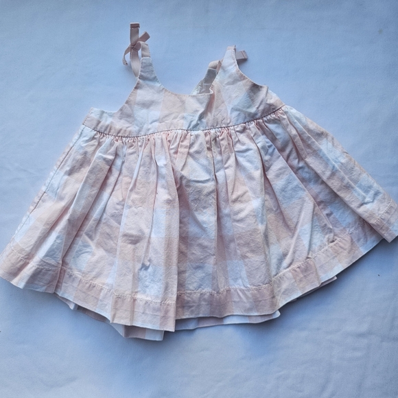 Baby gap dress set with diaper cover - Picture 4 of 4